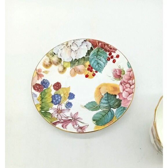 Vintage Royal Winchester Bone China Dutchess Fruit & Floral Pattern Cup & Saucer - Picture 7 of 8